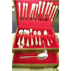Silver Plate Heritage Silverware In Case -