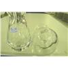 Image 2 : 2 Heavy Matching Crystal Vases - 4 3/4" H x 3" W