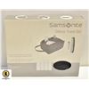 Image 1 : NEW SAMSONITE TRAVEL DELUXE KIT
