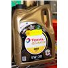 Image 1 : 4 5L BOTTLES OF TOTAL QUARTZ 5W-30