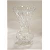 Image 1 : 7" FOOTED CRYSTAL VASE