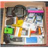 Image 1 : FLAT OF PHONE CASES AND MISCELLANEOUS