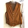 Image 2 : "Superhero Show" S3 EP18 - #7 Hero - vintage outfit - includes brown vest / white shirt / suspenders