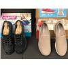 Image 2 : 2 pairs of size 9 sketchers running shoes (size 9 each)
