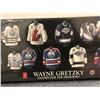 Image 2 : Wayne Gretzky wooden plaque sealed memorabilia (approx 30" x 10")
