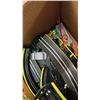 Image 2 : 1 BOX OF ELECTRIC RACE CAR TRACK