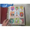 Image 2 : BINDER OF HOCKEY CARDS