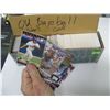 Image 2 : BOX OF OLD BASEBALL COLLECTOR CARDS