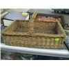 Image 1 : HANDLED BASKET