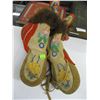 Image 1 : PAIR OF BEADED MOCCASINS