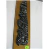 Image 2 : CARVED TOTEM POLE ON WOOD PLAQUE