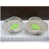 Image 1 : BELLEEK SHAMROCK BASKET FLAT ROD 3RD PERIOD & SHAMROCK BASKET LG. 4TH PERIOD