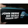 Image 2 : JOHN DEERE HO SCALE TRAIN SET IN BOX