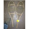 Image 1 : PAIR OF SM. SNOWSHOES