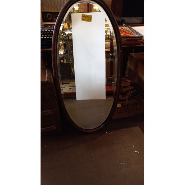 OVAL ANTIQUE WALL HANG MIRROR