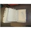 Image 3 : 2 WHITE VINTAGE SAMSONITE SUITCASES