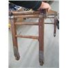 Image 3 : ANTIQUE WASHSTAND