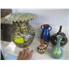 Image 1 : 5 PIECES OF POTTERY & GLASS VASE