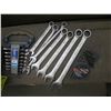 Image 3 : JOBMATE TOOLBAG W/SET OF MAXIM COMBINATION WRENCHES, SOCKETS, ETC.