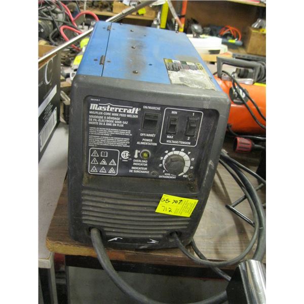 MASTERCRAFT MIG/FLUX-CORE WIRE FEED WELDER