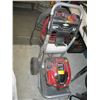 Image 1 : BRIGGS & STRATTON ELITE SERIES 2550 MAX PSI PRESSURE WASHER