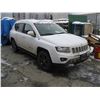 Image 1 : 2015 WHITE JEEP COMPASS, VIN 1C4NJDABXFD408310, 110,620KMs, MAY NEED BRAKE WORK, WINDSHIELD CRACKED,