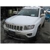 Image 2 : 2015 WHITE JEEP COMPASS, VIN 1C4NJDABXFD408310, 110,620KMs, MAY NEED BRAKE WORK, WINDSHIELD CRACKED,