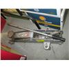 Image 1 : ROLLING FLOOR JACK