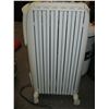 Image 2 : DELONGHI OIL FILLED ELECTRIC HEATER