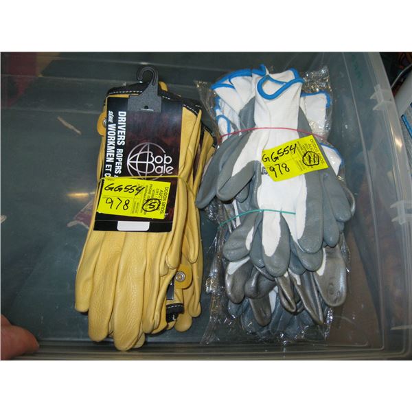 11 PAIR OF RUBBER PALMED GLOVES & 5 PAIR OF SZ. SM. ROPER GLOVES