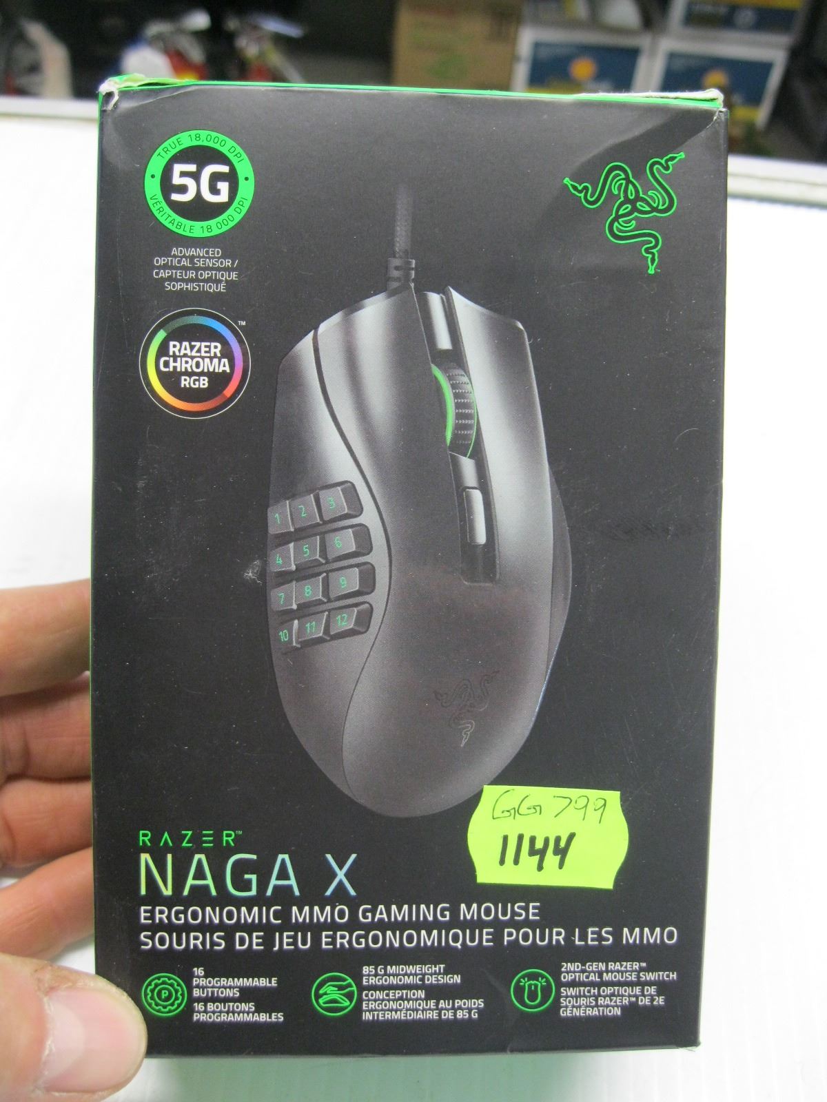 First Razer Naga RAZOR NAGA X ERGONOMIC GAMING MOUSE - Dodds Auction