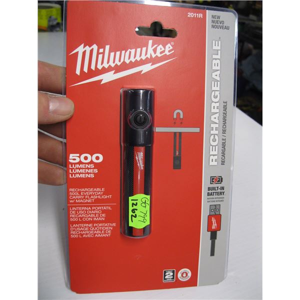 MILWAUKEE RECHARGABLE 500 LUMEN FLASHLIGHT