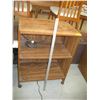 Image 1 : ENTERTAINMENT STEREO STAND