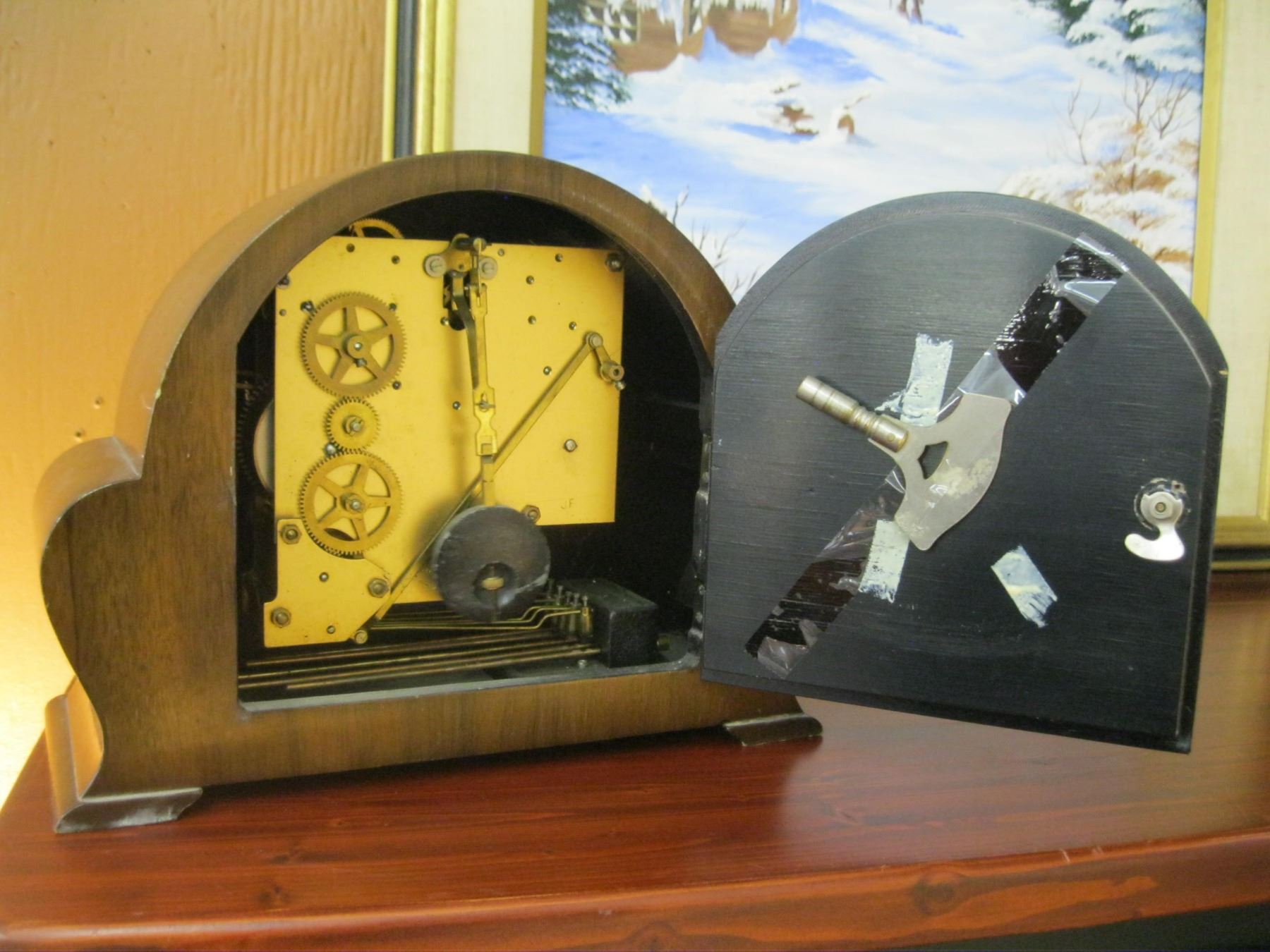 WOOD CASED MANTLE CLOCK W KEY PENDELUM MADE BY SMITHS wood-cased-mantle-clock-w-key-pendelum-made-by-smiths