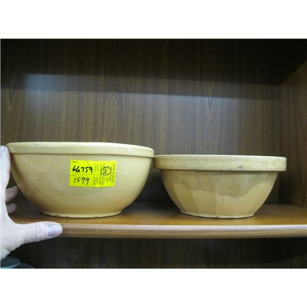 2 MEDALTA POTTERY MIXING BOWLS