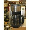 Image 2 : 12 CUP BLACK & DECKER COFFEE MAKER