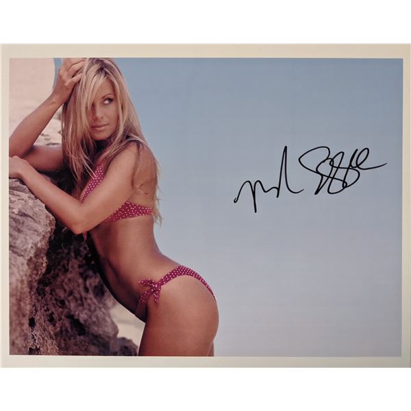 Nicole Eggert signed photo