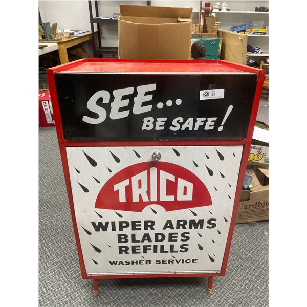 TriCo Wier Arm Store Display