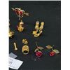 Image 2 : Lot of Gold Plated Miniatures