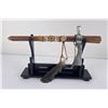 Image 4 : Native American Indian Tomahawk Peace Pipe