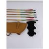 Image 9 : Leather Quiver and Wood Arrows