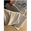 Image 2 : Long curtains