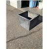 Image 1 : Planter