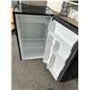 Image 2 : Mini fridge