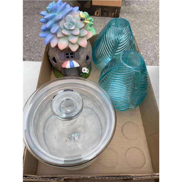 Fairy house and other decor