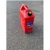 Image 1 : Gas can