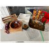 Image 2 : Lot of decor and home items