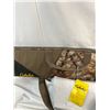 Image 3 : Cabelas DLX Shotgun Case