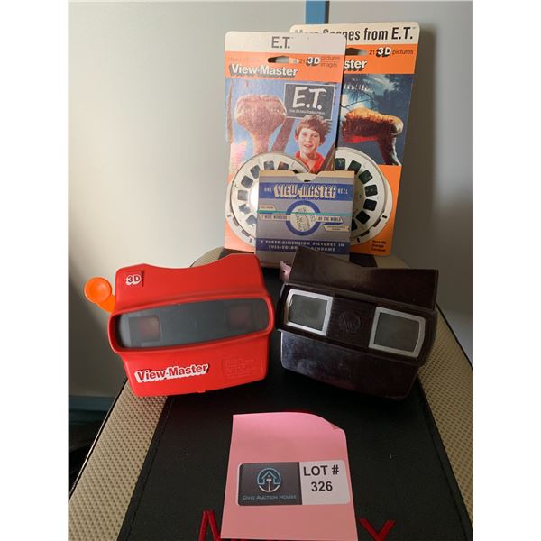 2 View Masters with Viewing Cards