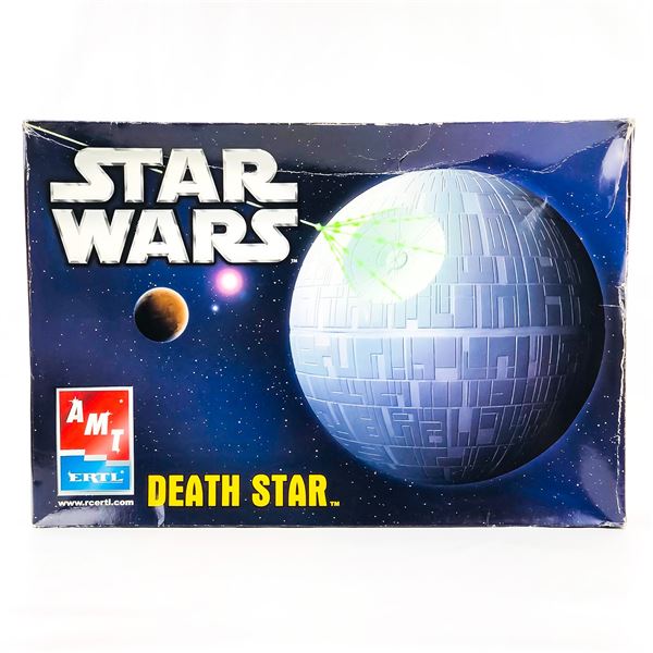 NEW AMT ERTL STAR WARS DEATH STAR MODEL KIT